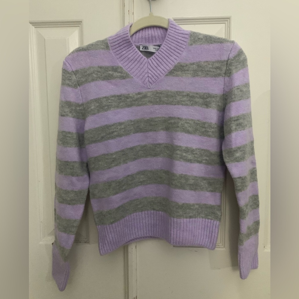 NWT Beautiful Medium Zara Long Sleeves